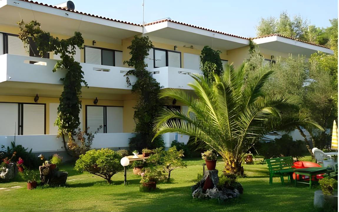 Photo of Others in Toroni