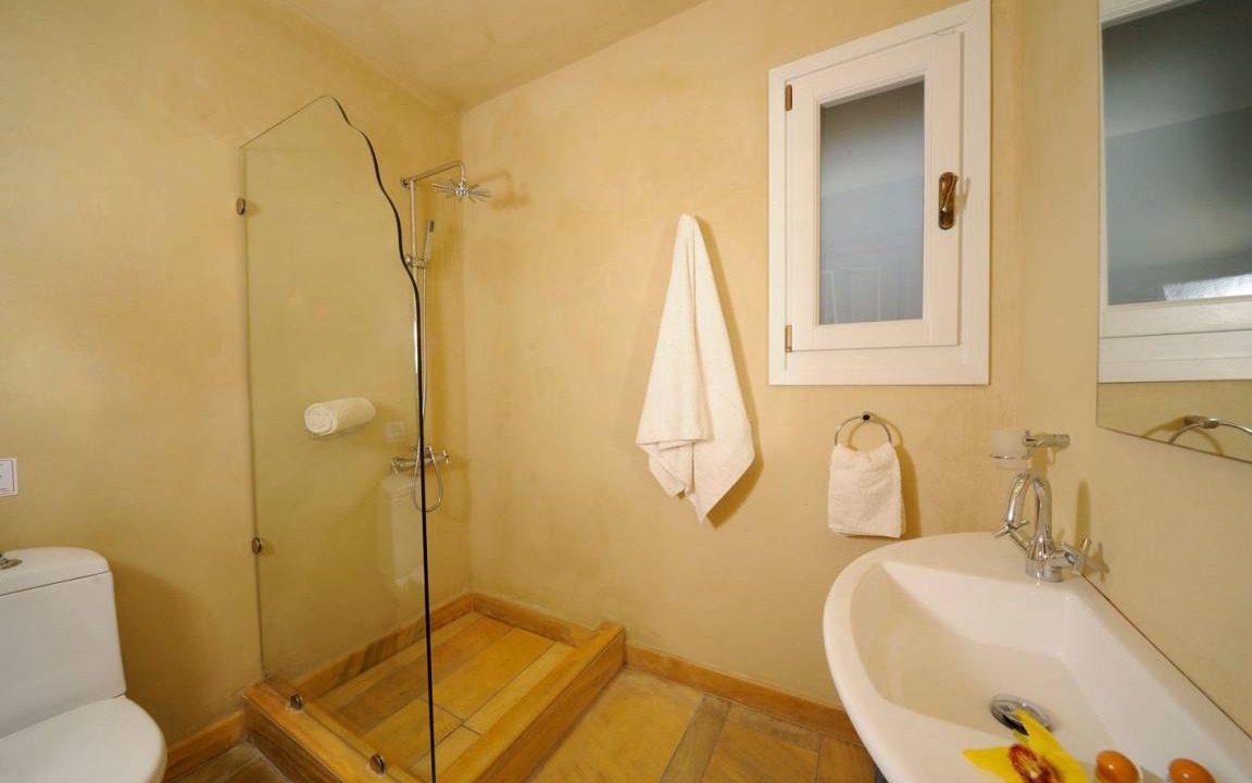 Photo of Bathroom in Kato Fellos