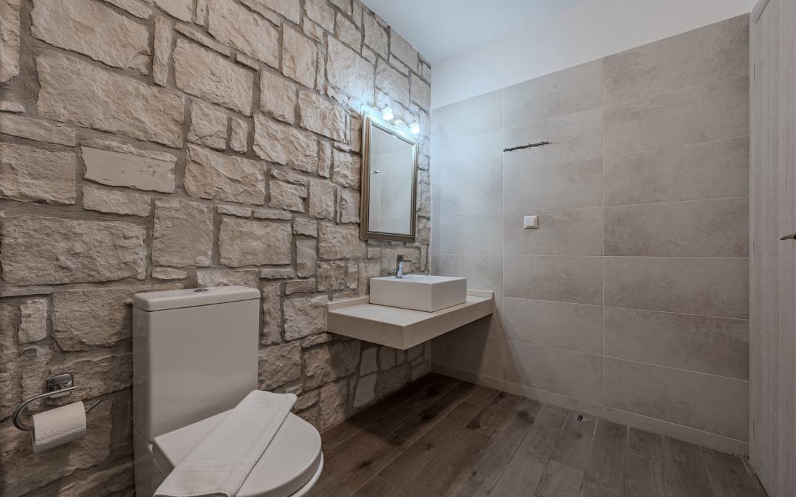 Photo of Bathroom in Kastri