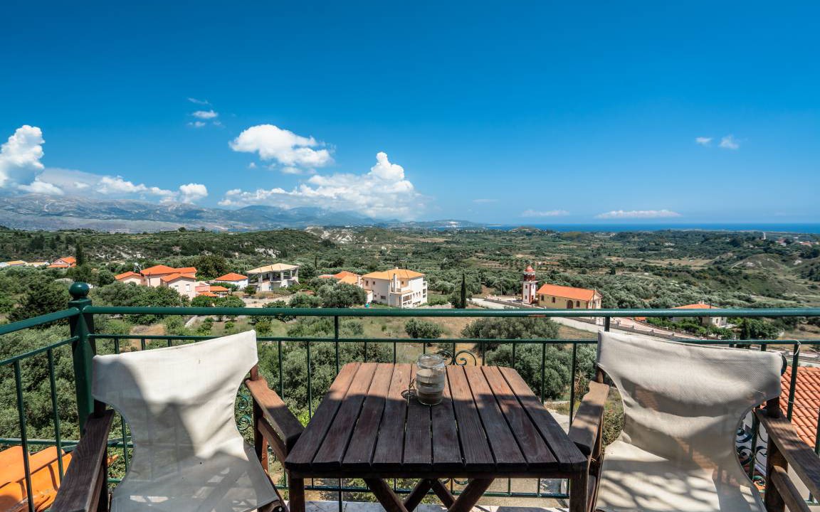 Photo of Patio Balcony in Paliki