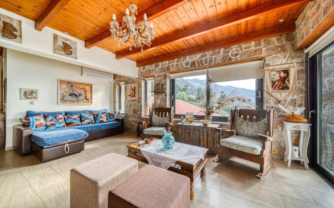 Photo of Livingroom in Kamena Vourla