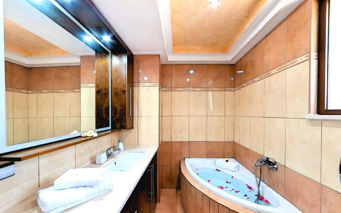 Photo of Bathroom in Georgioupolis