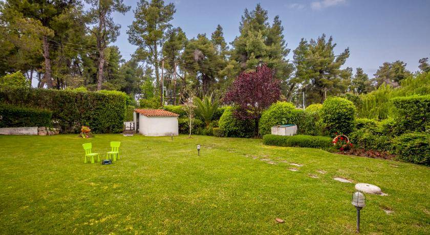 Photo of Others in Sane