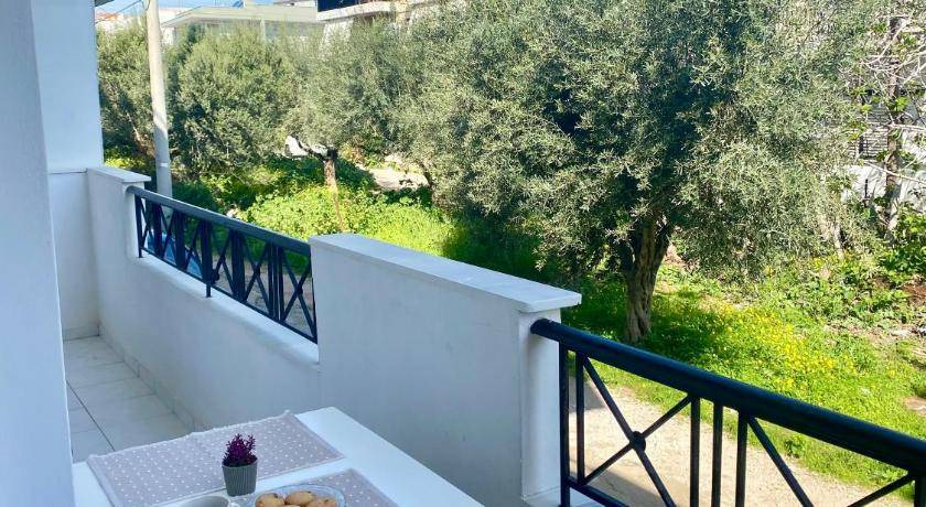 Photo of Patio Balcony in Salamis