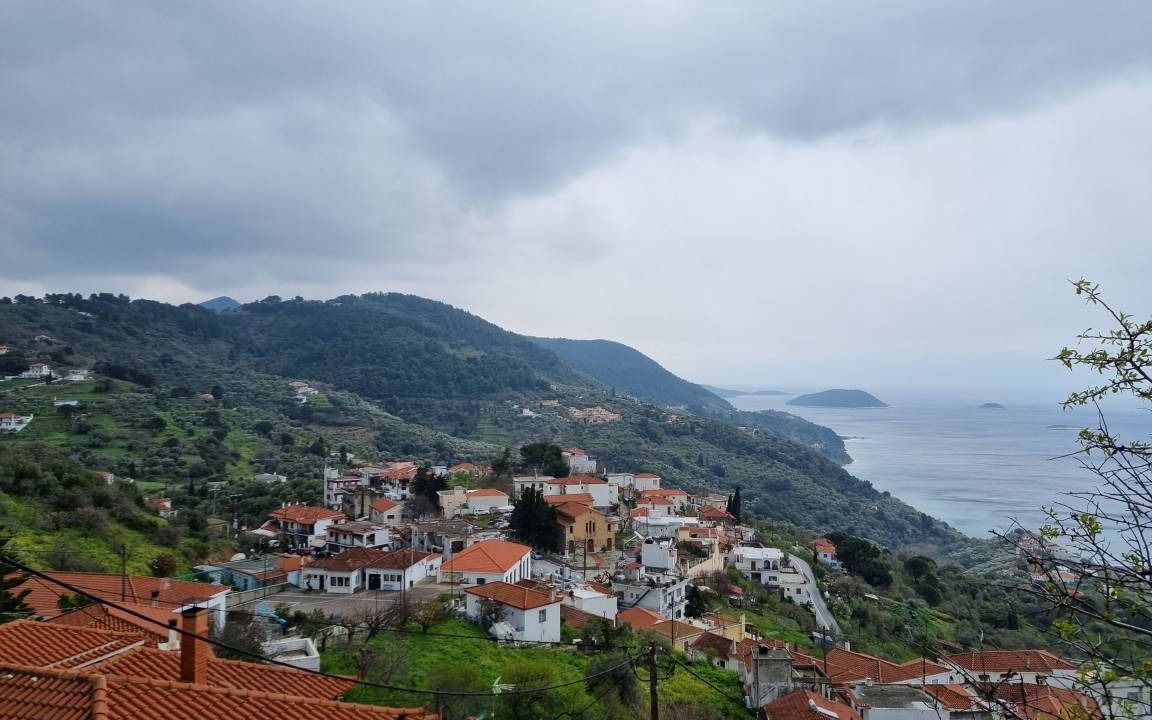 Photo of Others in Glossa