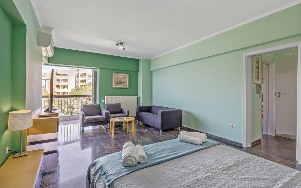 Photo of Bedroom in Alimos