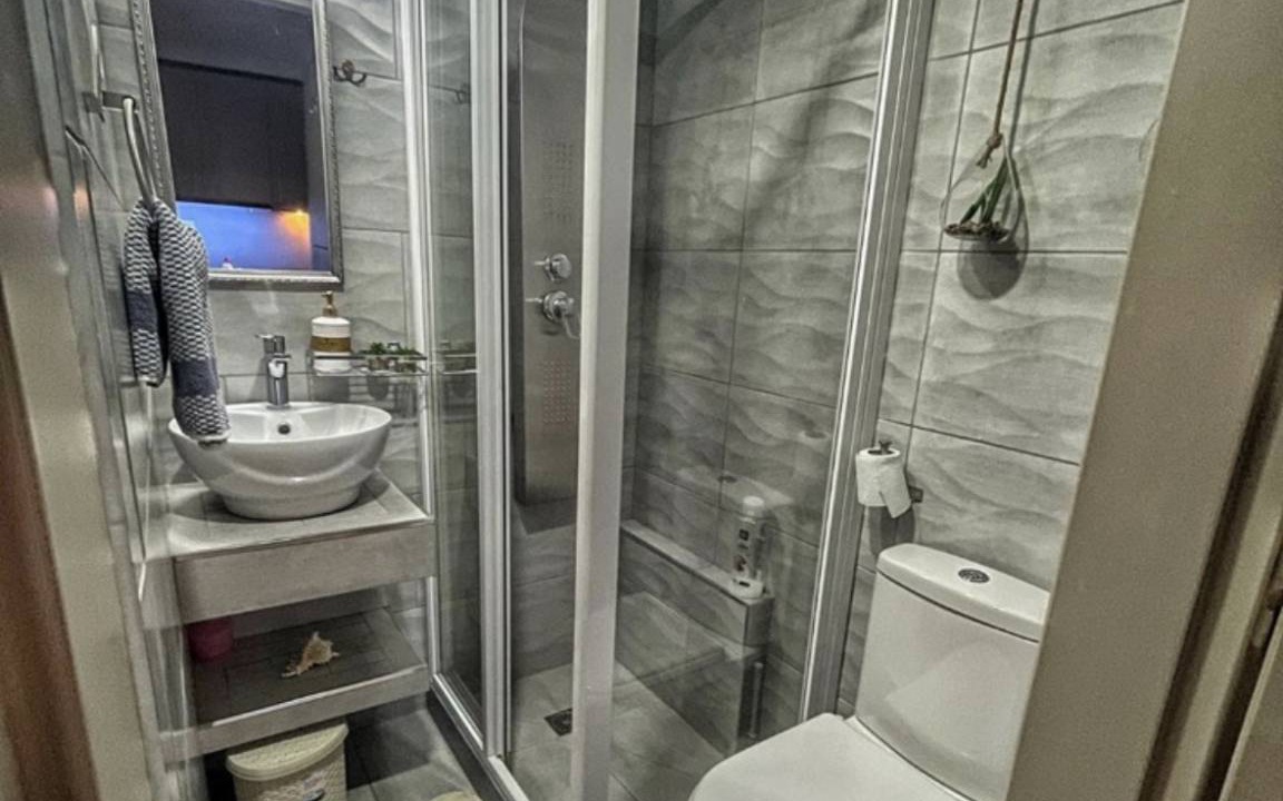 Photo of Bathroom in Minoa Pediada
