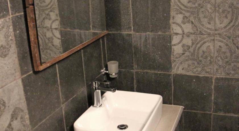 Photo of Bathroom in Koulkouthiana