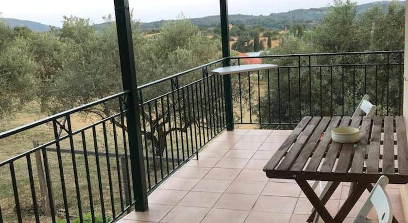 Photo of Patio Balcony in Trifylia