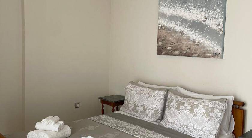 Photo of Others in Amarinthos