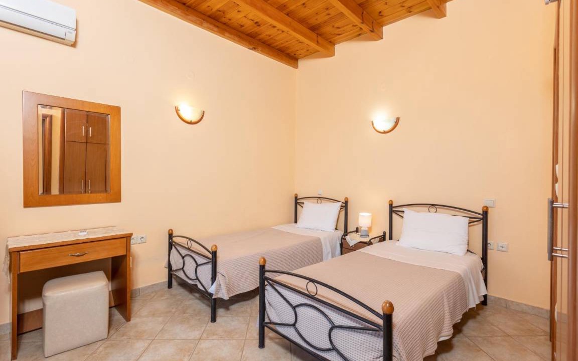 Photo of Bedroom in Mesovounia