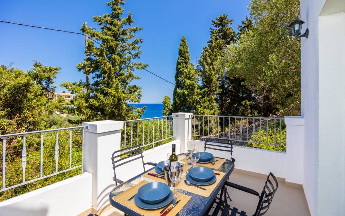 Photo of Patio Balcony in Longos