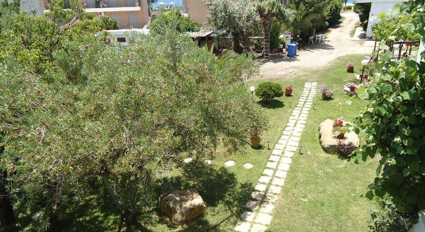 Photo of Others in Toroni