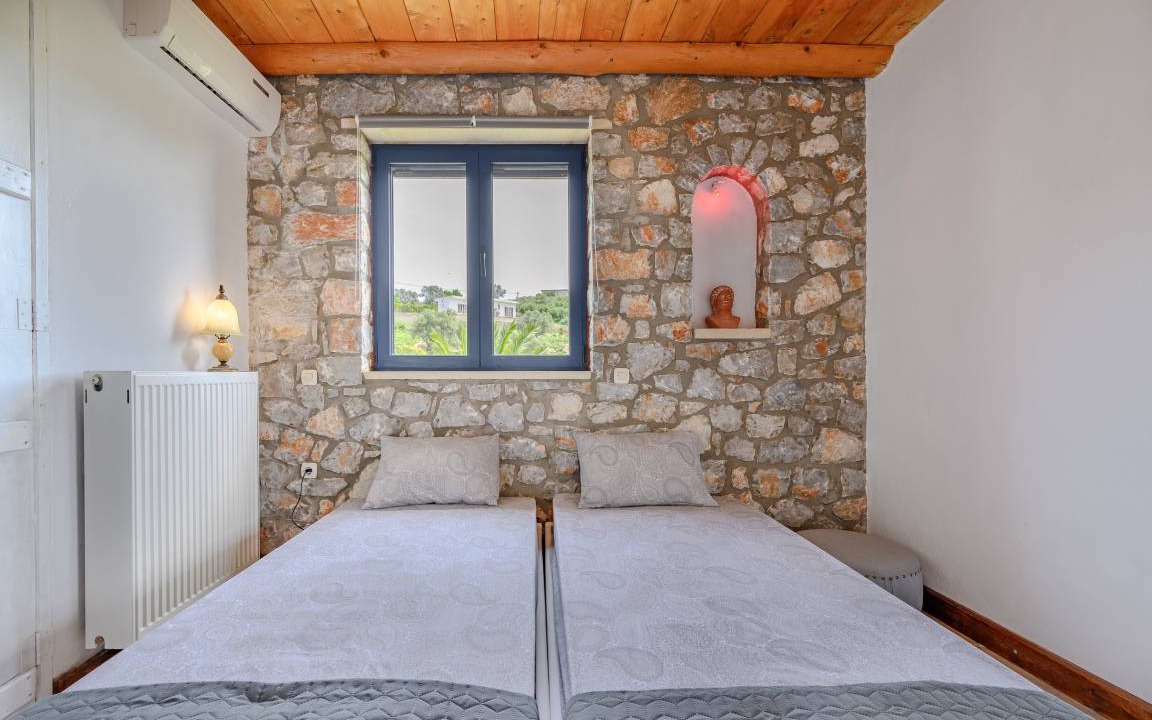 Photo of Bedroom in Lampini