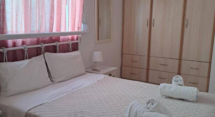 Photo of Bedroom in Milos