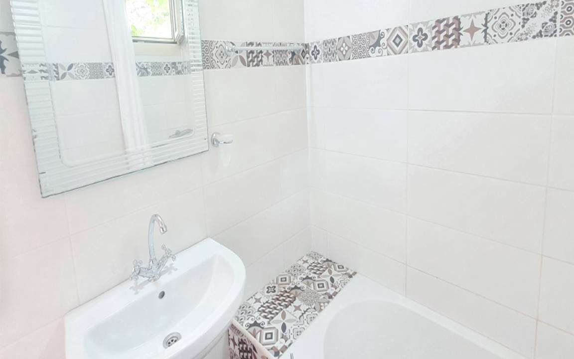 Photo of Bathroom in Piskopiano