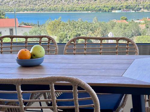 Photo of Others in Limni Vouliagmenis