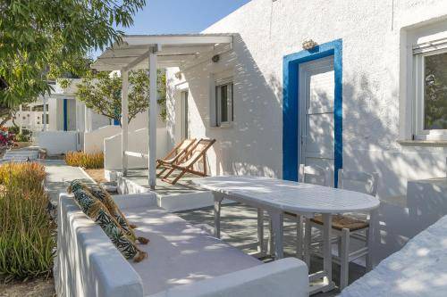 Photo of Others in Milos