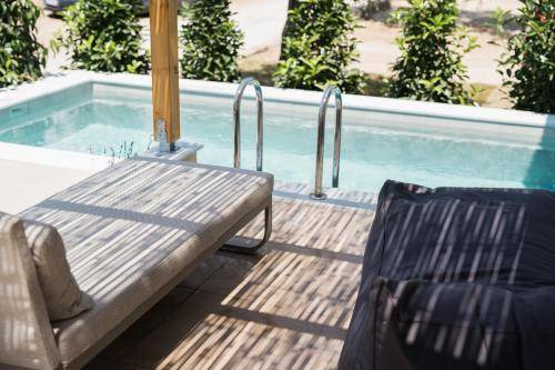 Photo of Others in Potos