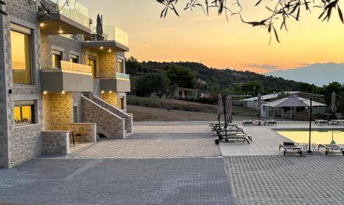 Photo of Others in Limni Vouliagmenis