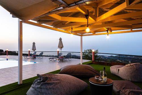 Photo of Patio Balcony in Somatas