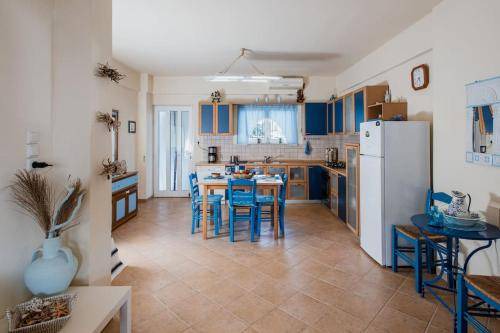 Photo of Kitchen in Minoa Pediada
