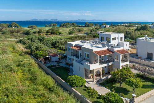 Photo of Others in Soroni