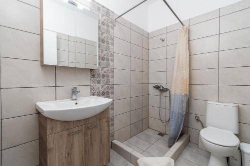 Photo of Others in Neos Marmaras