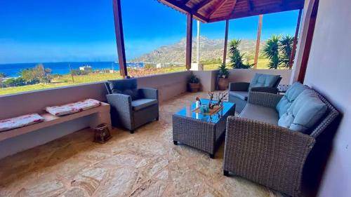 Photo of Patio Balcony in Minoa Pediada