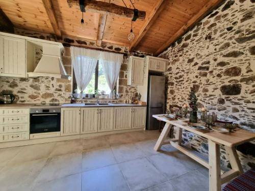 Photo of Kitchen in Mesavlia