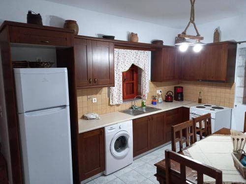 Photo of Kitchen in West Mani