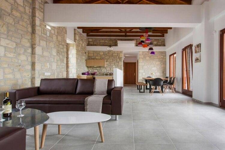 Photo of Livingroom in Kirianna