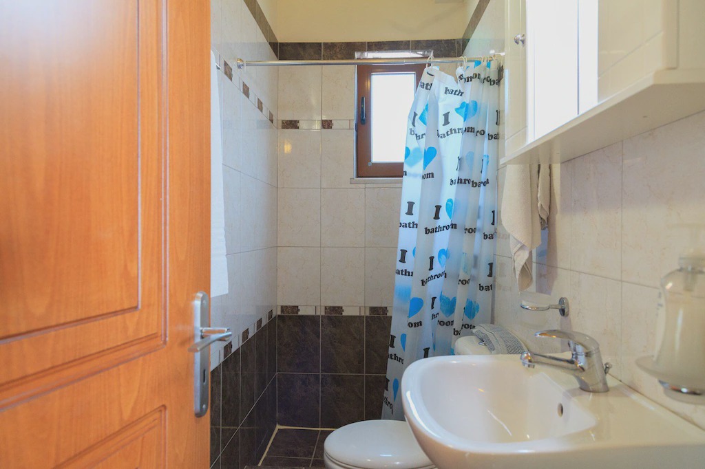 Photo of Bathroom in Mesovounia