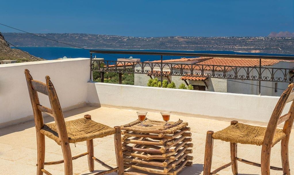 Photo of Patio Balcony in Aptera