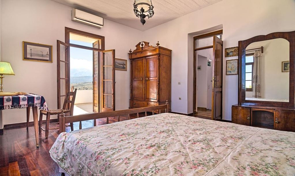 Photo of Bedroom in Aptera