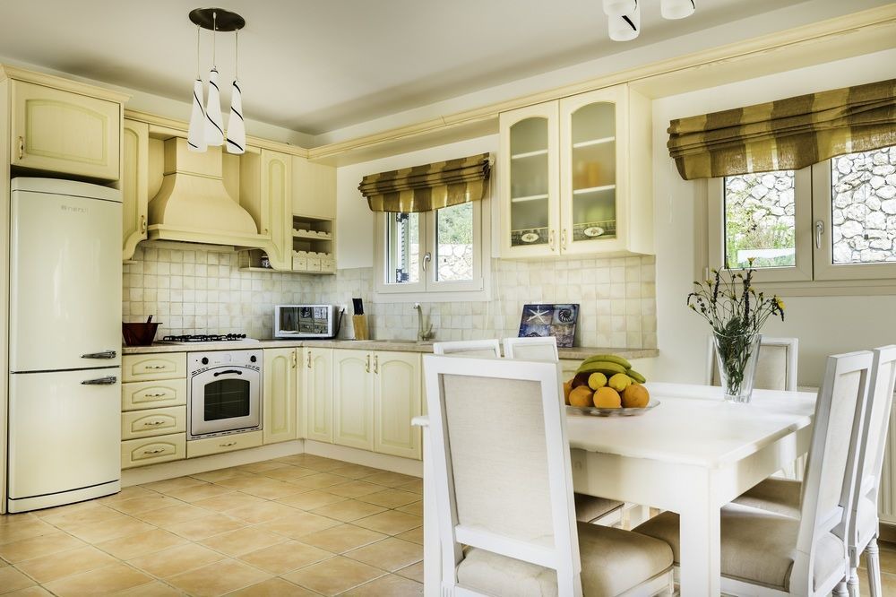 Photo of Kitchen in Mikros Gialos