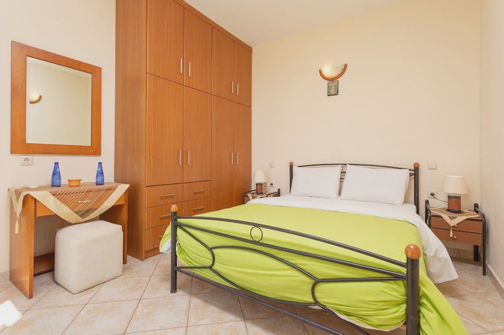 Photo of Bedroom in Mesovounia
