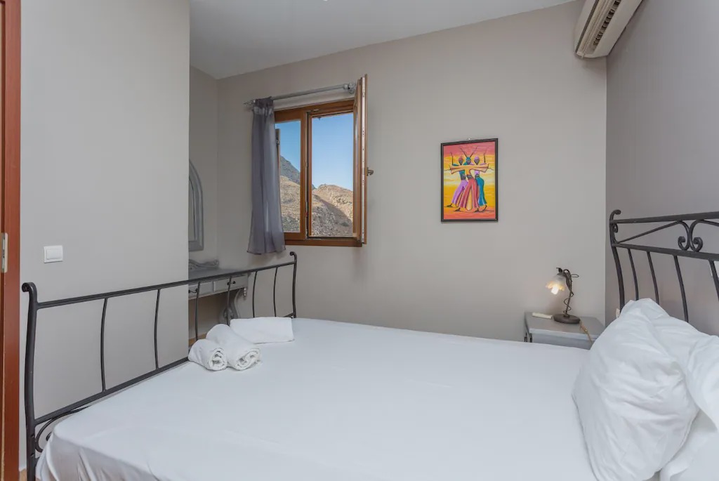 Photo of Bedroom in Megala Chorafia