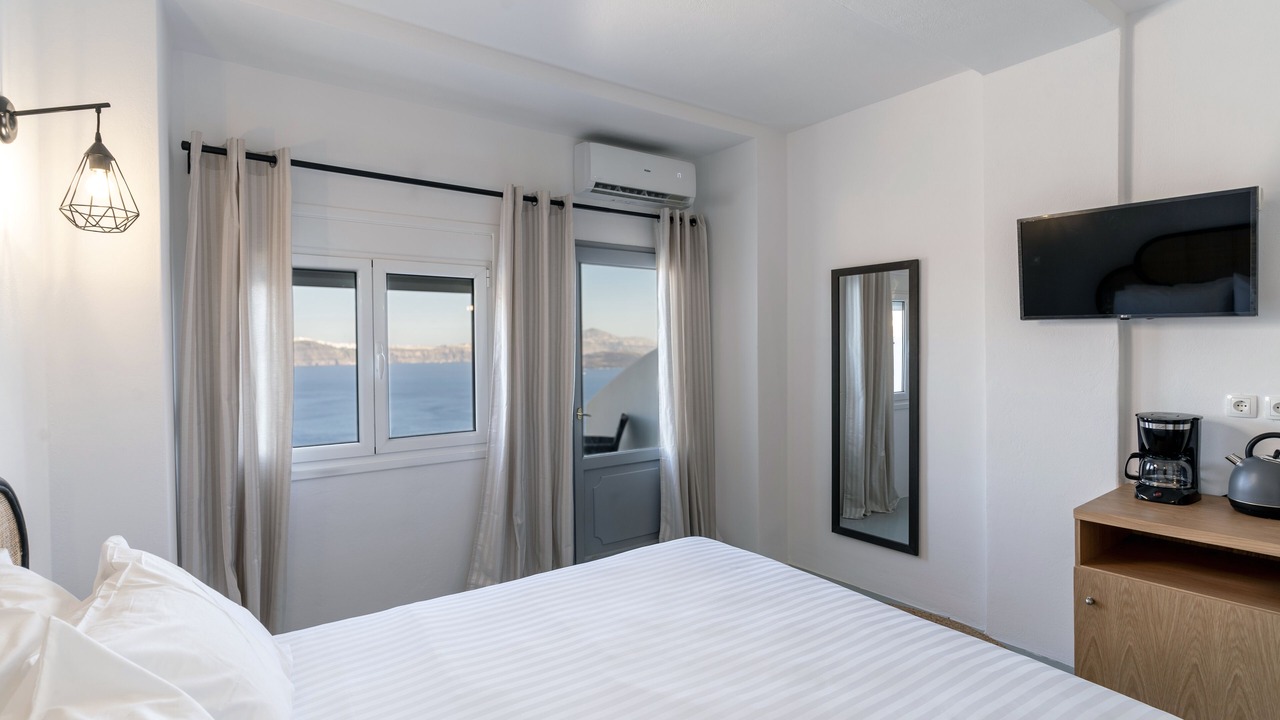 Photo of Bedroom in Therasia