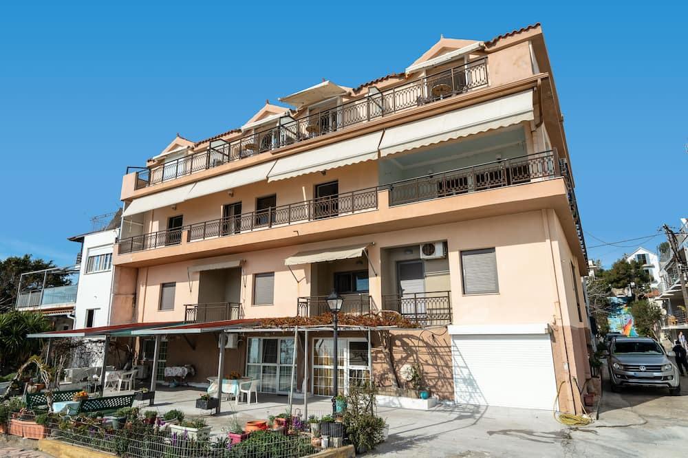 Photo of Outdoor in Lixouri