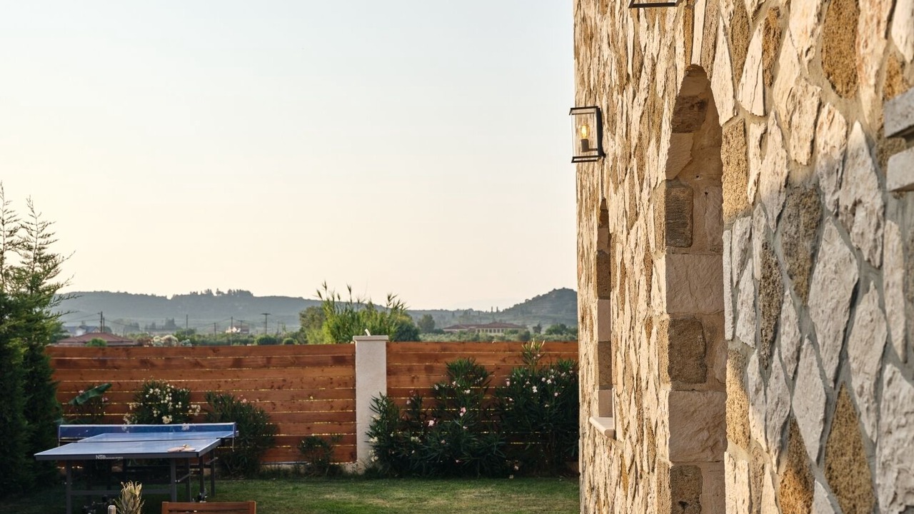 Photo of Outdoor in Gaitanion