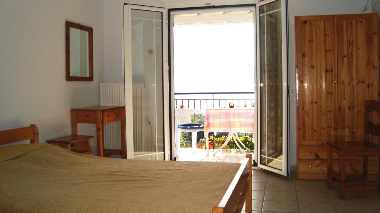 Photo of Bedroom in Perigiali