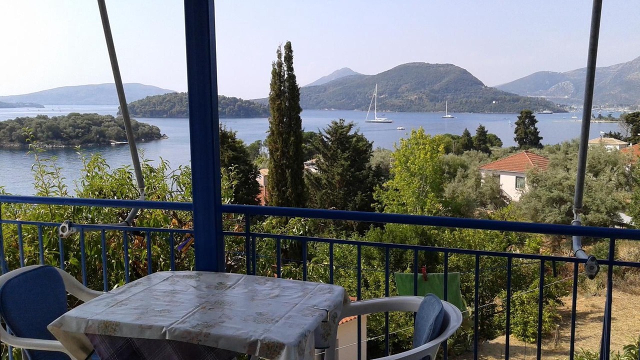 Photo of Patio Balcony in Perigiali