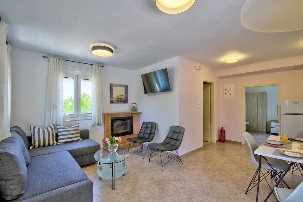 Photo of Livingroom in Asklipiio