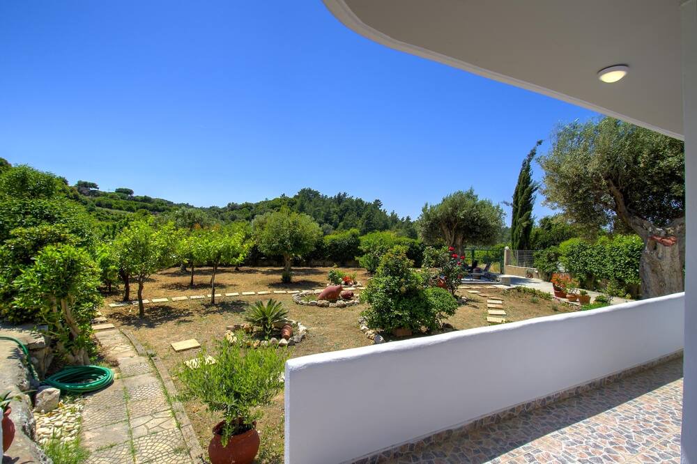 Photo of Patio Balcony in Asklipiio