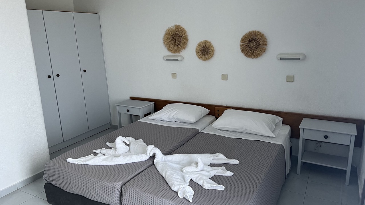 Photo of Bedroom in Petaloudes