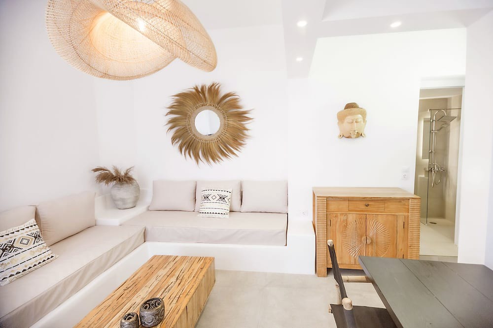 Photo of Livingroom in Milos