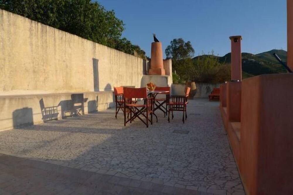 Photo of Outdoor in Alithini