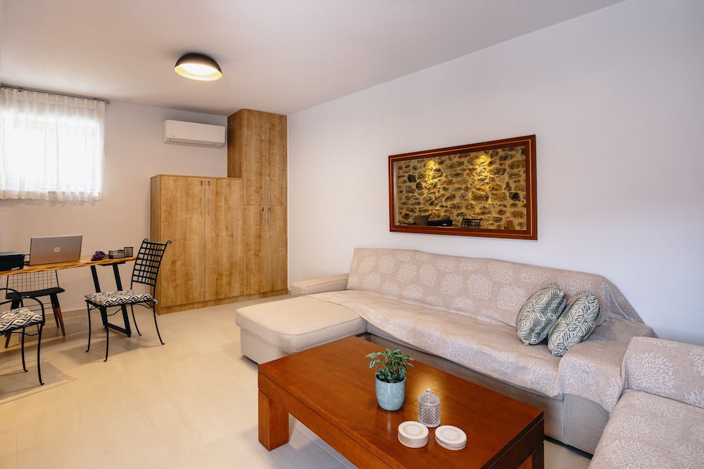 Photo of Livingroom in Orne