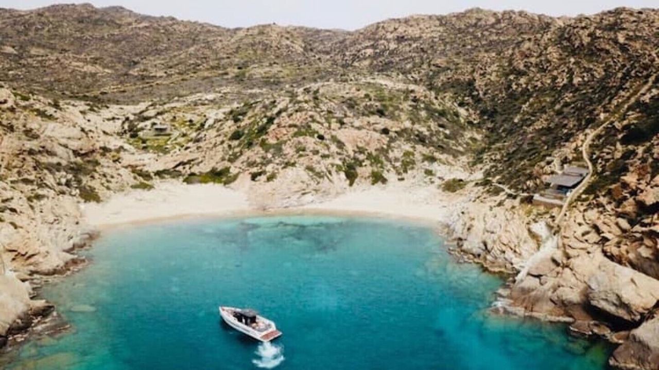 Photo of Outdoor in Milopotas